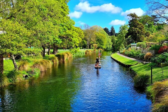 Christchurch Highlights Tour (Full Day Private) - Sign of the Kiwi and the morning pause