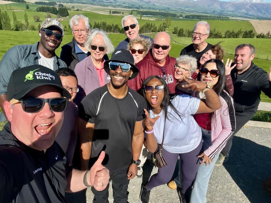 Christchurch: Mt Cook & Tekapo Small-Group Tour (incl Lunch) - Geraldine: a short stop with a practical purpose