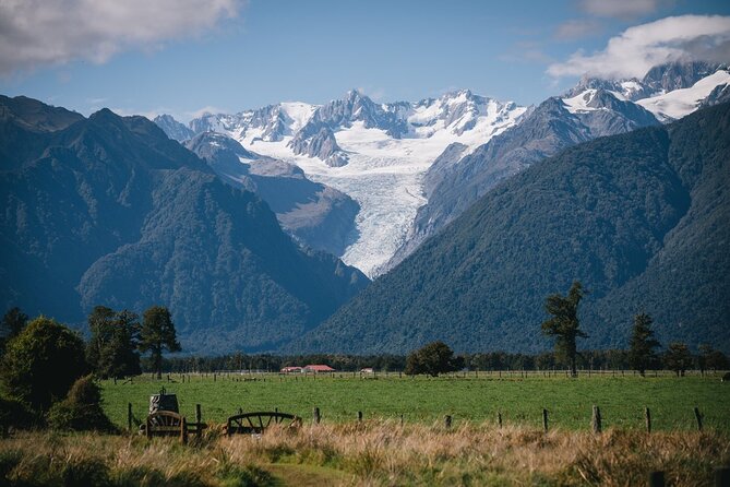 Christchurch to Franz Josef One Way Day Tour with TranzAlpine - Hokitika Gorge: the day’s strongest stop