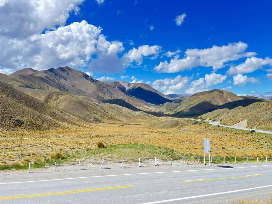 Christchurch: to Queenstown via Mt Cook 1 Way Tour - High Country Salmon and a fresh local stop