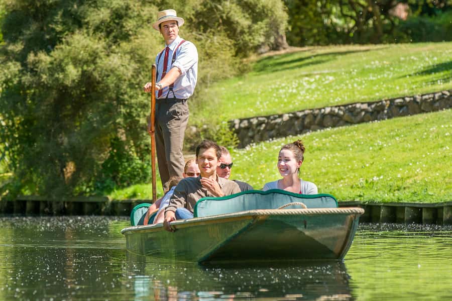 Christchurch Tram City Tour & Punting Combo - Is $46 good value?