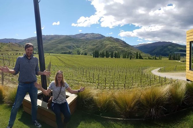Classic Wanaka Wine Tour - Photo stops and a possible Cromwell detour