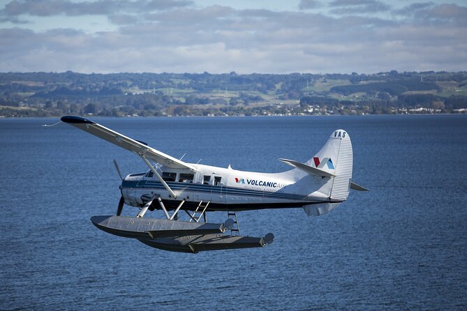 Crater Lakes Scenic Flight with Natural Hot Pool Bathing by Floatplane - Who will enjoy this most