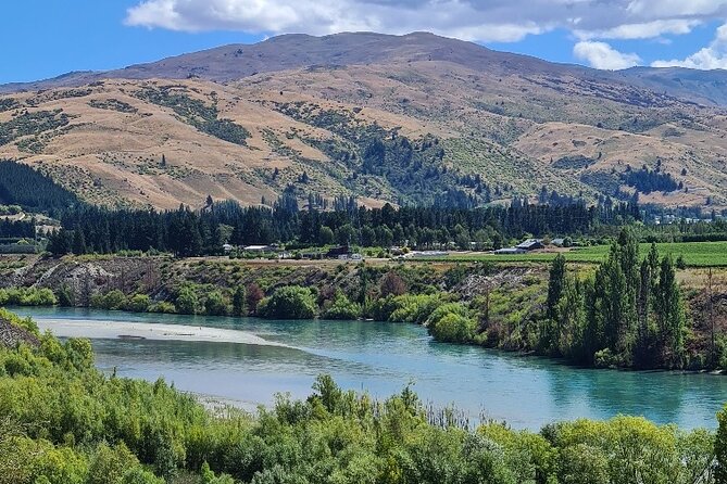 Cromwell Wine Tasting Tour using Classic Car - Central Otago scenery between the tastings