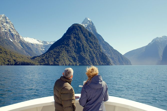 Cruise Milford Small Group Day Tour from Queenstown - Along Lake Wakatipu and the Devil’s Staircase