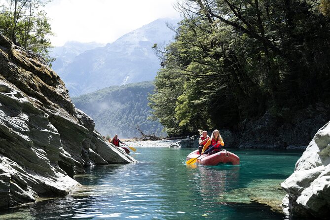 Dart River Canoe and Jet Boat Experience from Queenstown - Picnic lunch beside the river