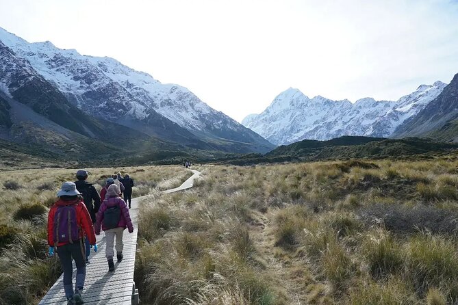 Day Trip: Lake Tekapo to Mt Cook National Park - Leaving Lake Tekapo at 8 am