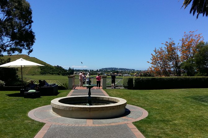 Deco City Black Cab Tours and Shuttles - Napier Hill and the wider city views