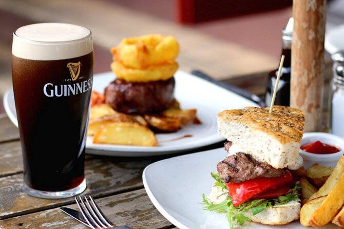 Devonport Food & History Walking Tour: Taste and Explore - How the guide affects the experience