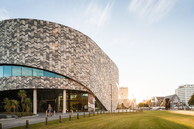 Discover Christchurch Sightseeing Tour - Choosing the morning or afternoon departure