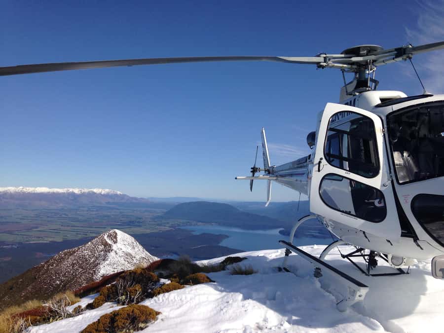 Doubtful Sound: Scenic Flight with 2 Landings - Seating, group size, and what the flight feels like