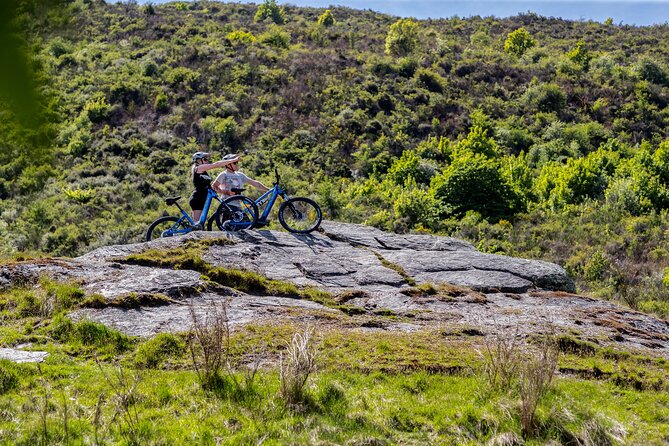 E-Bike Hire with Return Shuttle from Queenstown Accommodation - Weather, clothing, and practical comfort