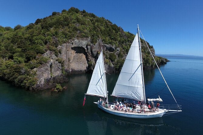 Eco Sailing Tour to Maori Rock Carvings on Lake Taupo - The electric yacht and what sailing really means