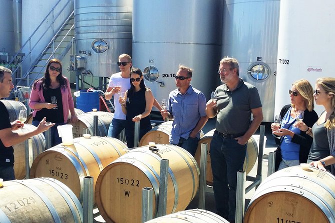 Exclusive Picton Wine & Scenic Adventure: VIP Cruise Experience - Makana Confections: a sweet final stop