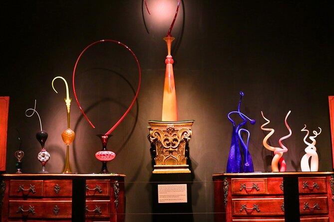 Explore gardens & galleries filled with incredible art, Matakana - Six galleries and the indoor glass collection