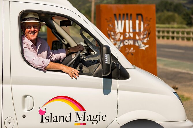 Flavours of Waiheke, wine, beer, spirits INCLUDES lunch - MAX 11 - Why this Waiheke tasting tour works well