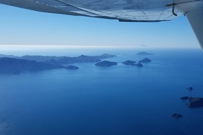 Flight Experience our Water and Wilderness Scenic Tour - Seeing the tidal rip at Cook Strait