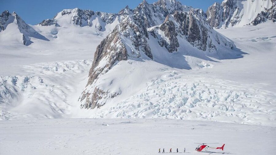 Fox Glacier: Scenic Helicopter Flight with Snow Landing - The seven-minute flight back