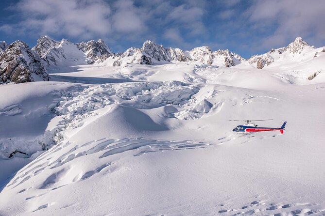 Fox Glacier: Twin Glacier Helicopter Flight with Snow Landing - Crossing Fox and Franz Josef glaciers from above