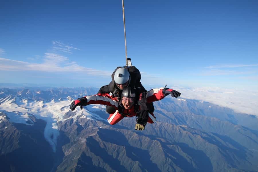 Franz Josef: 13,000ft, 16,500ft or 18,000ft Skydive - The Three-Hour Schedule, From Briefing to Landing