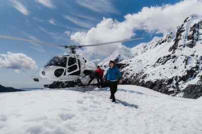 2.5 Hour Glacier Hike with Helicopter Transfer