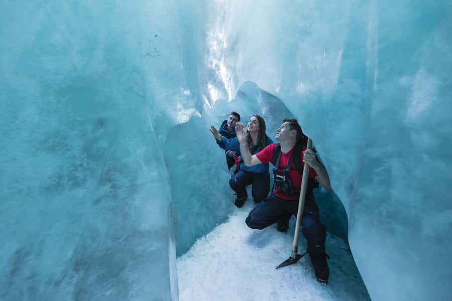 Franz Josef: 2.5 Hour Glacier Hike with Helicopter Transfer - Group pace, comfort, and physical effort