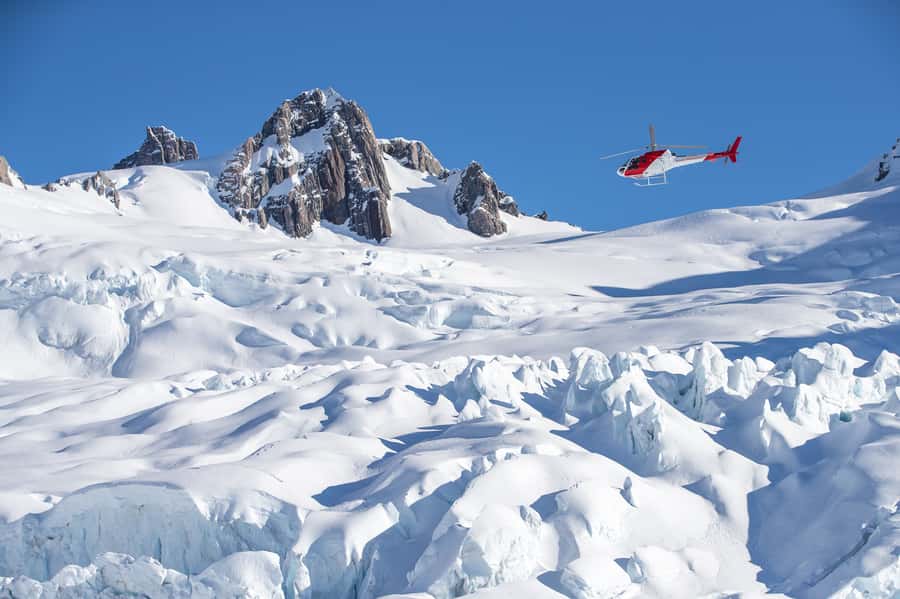 Franz Josef & Fox Glaciers Helicopter Flight & Snow Landing - Why seeing two glaciers from the air matters