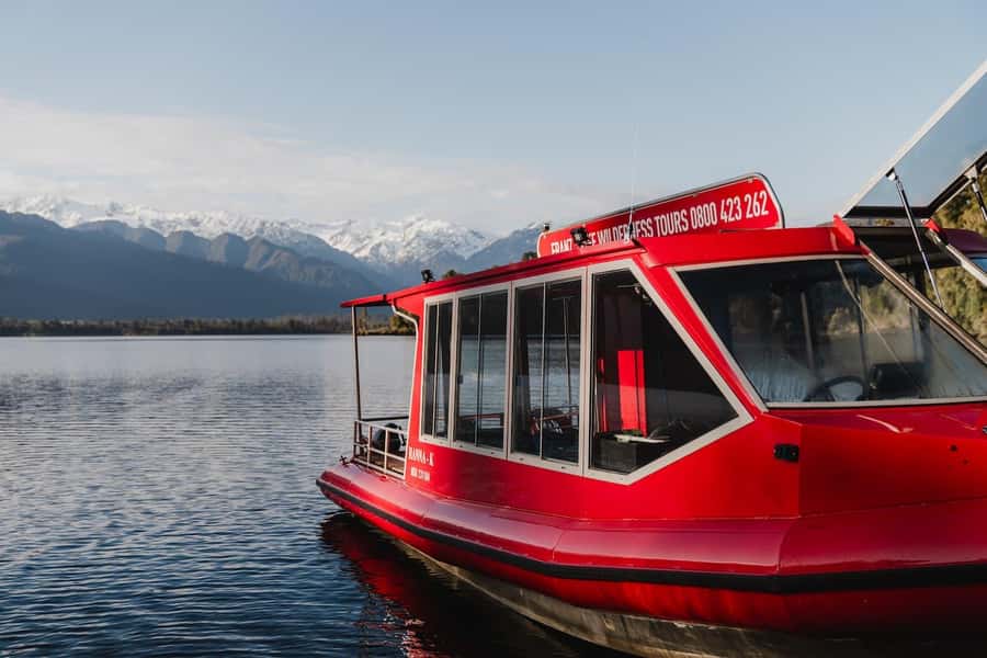 Franz Josef Glacier: 2.5-Hour Lake Mapourika Cruise and Walk - Why Lake Mapourika makes a good change from the glacier
