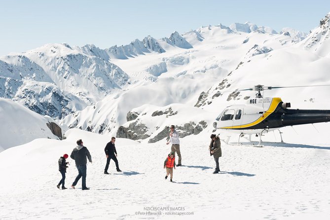 Franz Josef Glacier and snow landing (allow 20 minutes - departs Franz Josef) - What this Franz Josef helicopter flight actually offers
