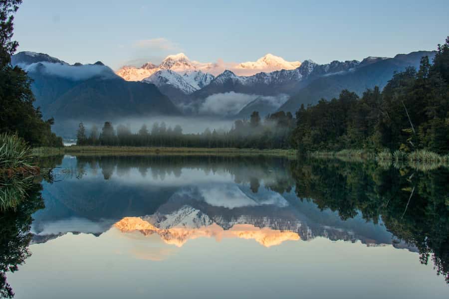Franz Josef: Half-Day Nature Tour to Lake Matheson - Why Lake Matheson creates mirror reflections