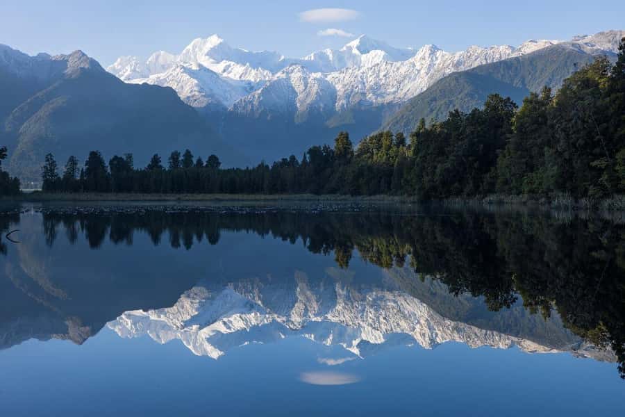 Franz Josef to Queenstown small group tour (One-Way) - Lake Hawea and the road to Wanaka