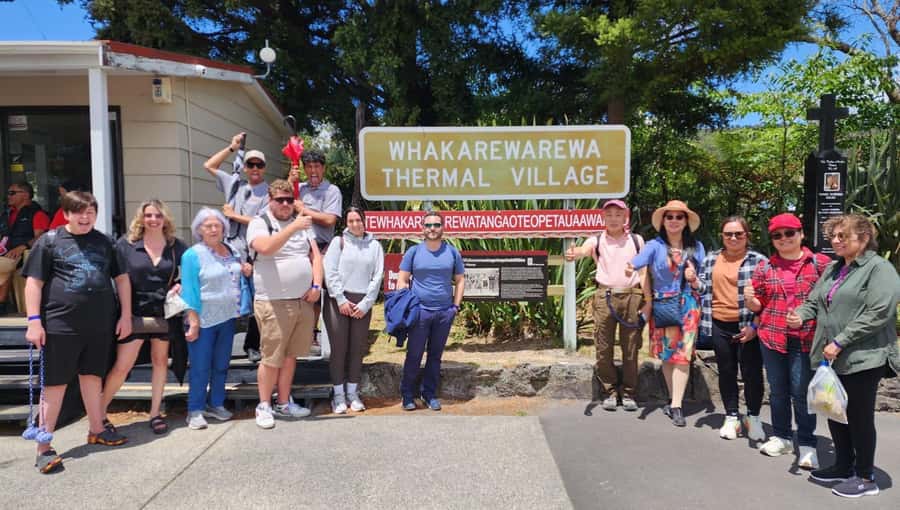 From Auckland: Rotorua Māori Village & Hot Springs with Haka - Two hours at Polynesian Spa
