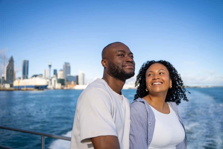 From Auckland: Taste Of Waiheke Island Day Tour - Key Points at a Glance