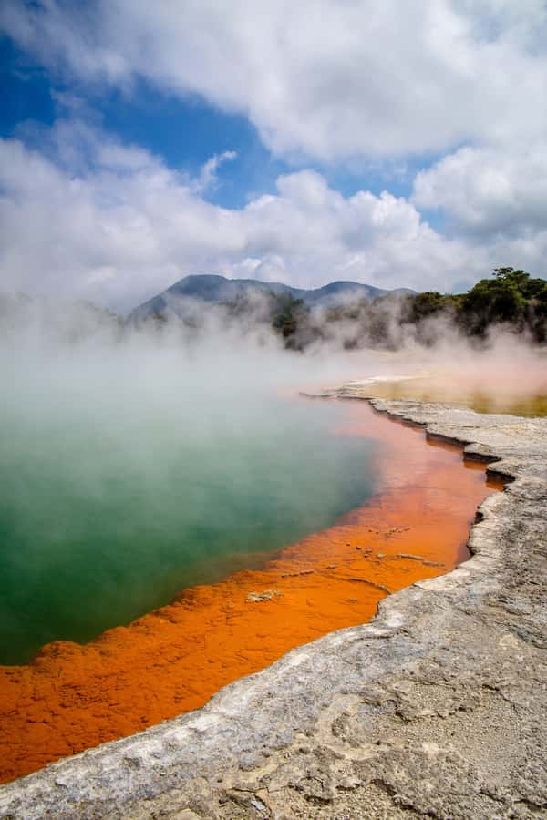From Auckland: Wai-O-Tapu & Polynesian Spa Rotorua Day Tour - The three-hour ride through the North Island