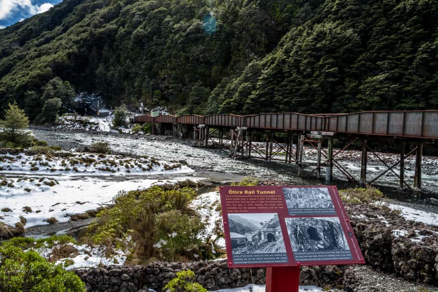 From Christchurch: Arthur's Pass with TranzAlpine & Lunch - Food, comfort, and the carbon-neutral claim