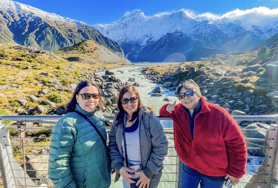 From Christchurch: Mount Cook & Lake Tekapo Day Tour & Lunch - Why the guide matters on this route