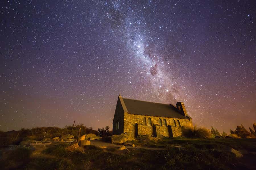 From Christchurch: Queenstown via Tekapo & Mt Cook Day Trip - Switching vans at Mt Cook