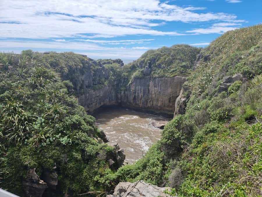 From Greymouth: Punakaiki Blowholes & Pancake Rocks Tour - How the three-hour schedule feels