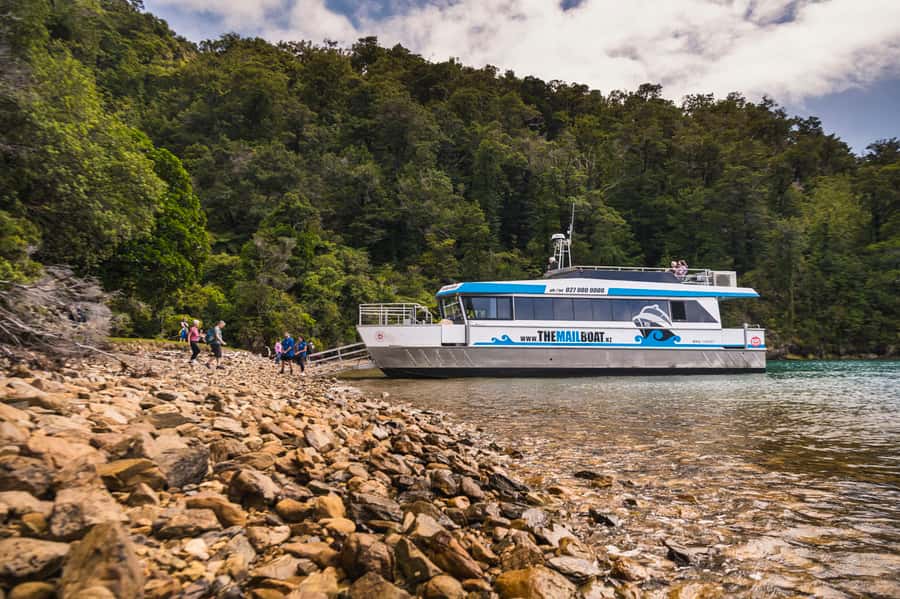 From Havelock: Marlborough Sounds Mail Boat Full-Day Cruise - Meeting the Pelorus Mail Boat at Havelock