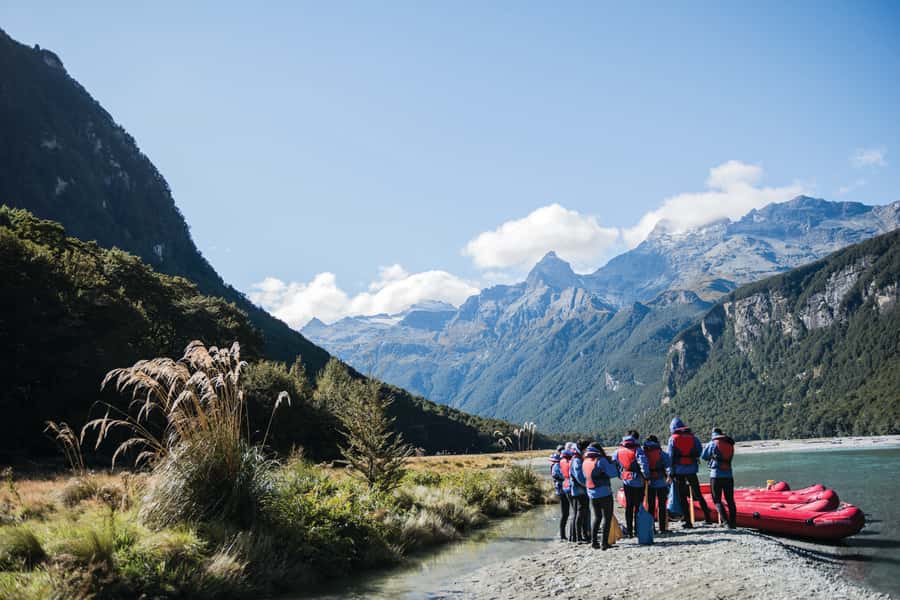From Queenstown: Dart River Canoe & Jet Boat Day Trip - Guides and organization are major strengths