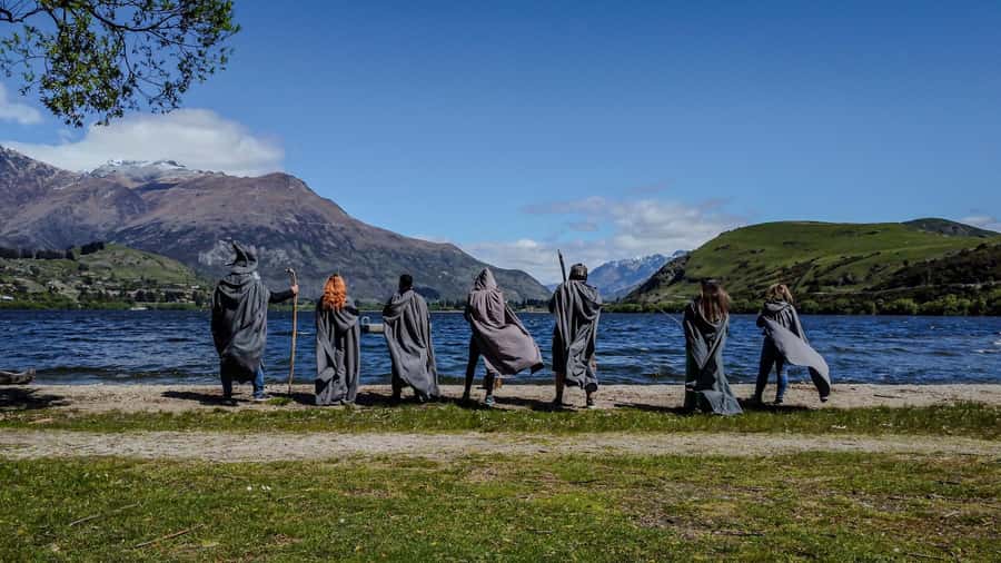 From Queenstown: Lord of the Ring Full-Day Private Tour - Lake Hayes and Queenstown Hill viewpoints