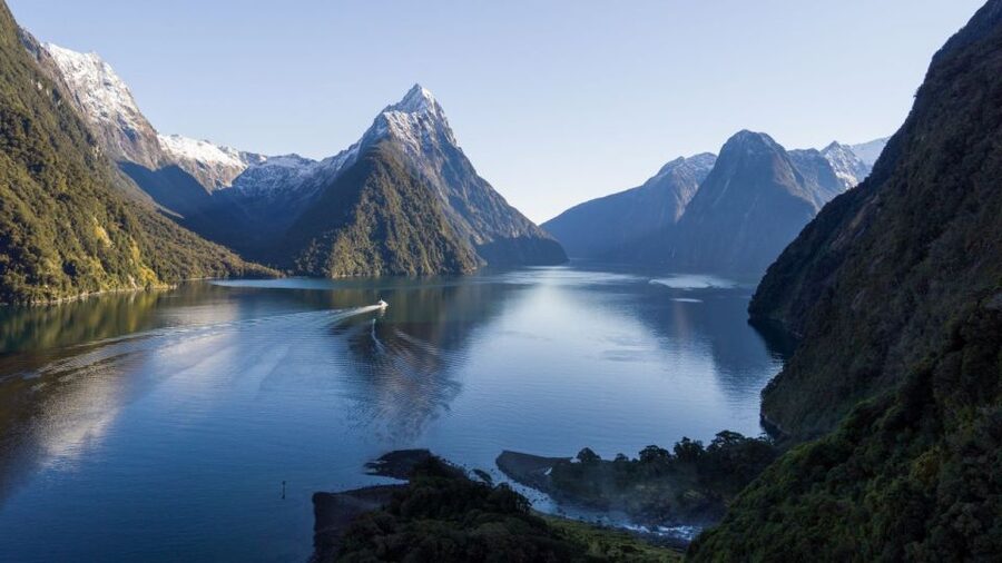 From Queenstown: Milford Sound Cruise and Coach Day Tour - The return ride is long but easier than the outward trip