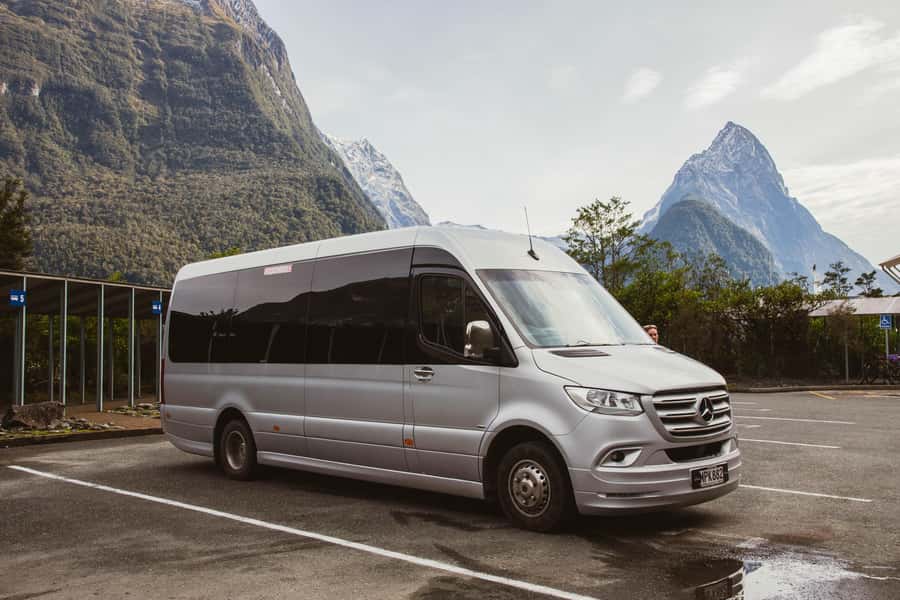 From Queenstown: Milford Sound Day Trip with Cruise & Flight - Is the $537 price fair?