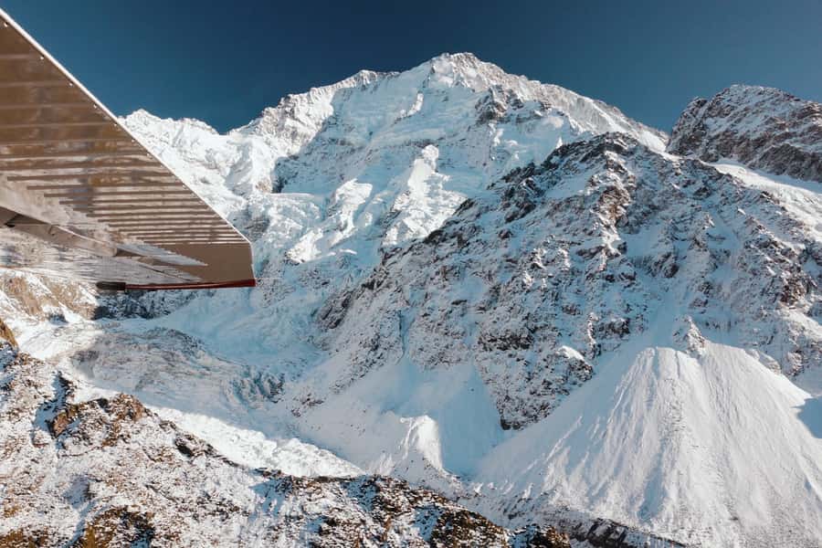 From Queenstown: Mount Cook Day Trip via Scenic Flight - The return flight to Queenstown