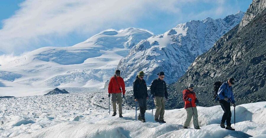 From Queenstown: Mount Cook Heli-Hike and Bus Tour Combo - Who should book this tour?