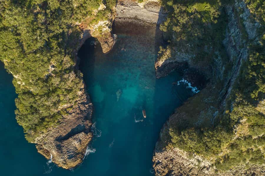 From Tairua: 2 Hour Cathedral Cove Tour with Local Guide - Why this Tairua boat trip is different
