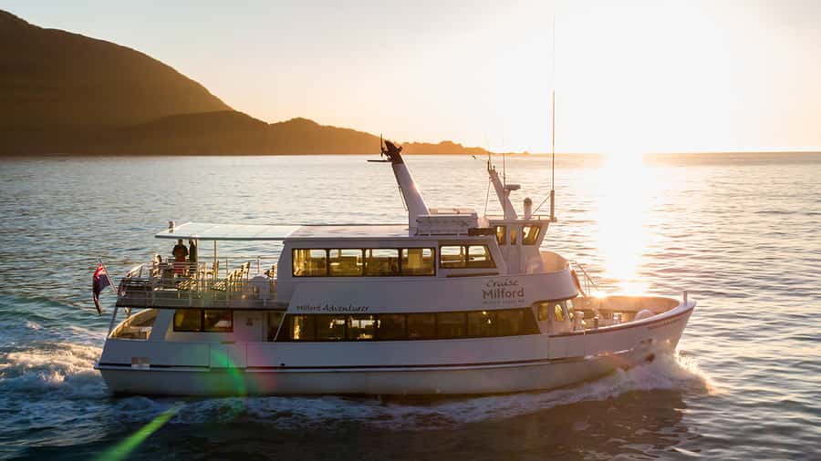 From Te Anau: Milford Sound Small-Group Tour Including Lunch - Eglinton Valley: wide open Fiordland scenery