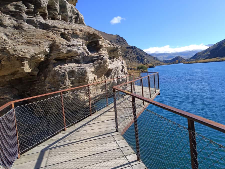 From Wanaka - Bike the Dunstan Trail with shuttle return - Starting in Wanaka at 8:30am