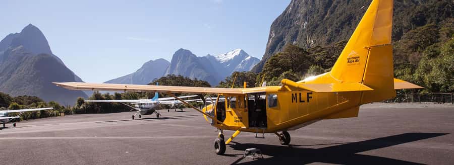 From Wanaka: Milford Sound Flight with Landing & Glaciers - Leaving Wanaka over Lake Wanaka and Mt Aspiring