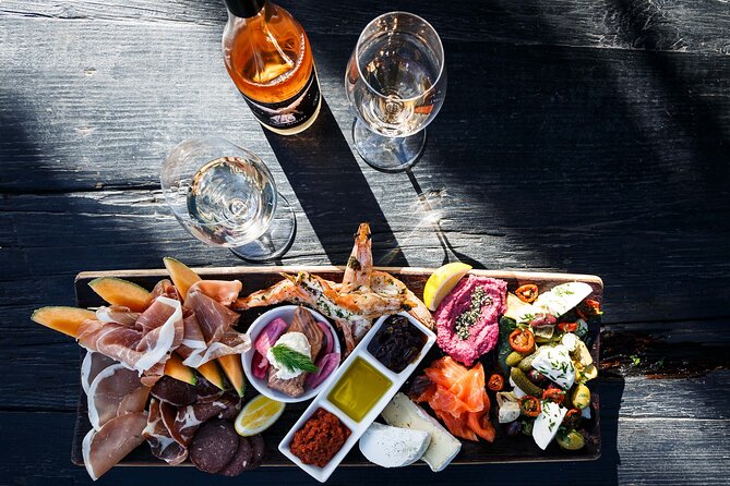 Full Day Private Waiheke Island Wine Tour Including Lunch - A two-course lunch that breaks up the tastings